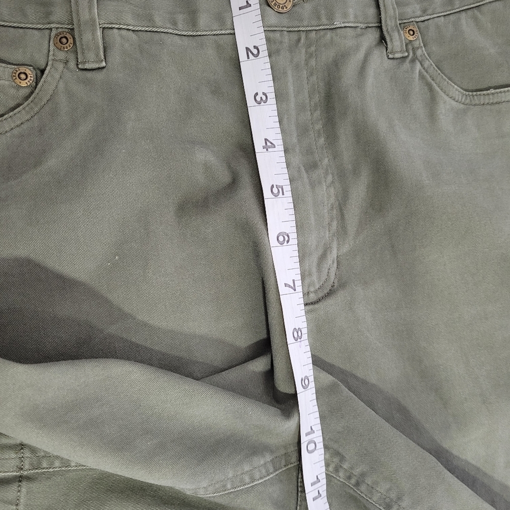 Jones Sport Olive Green Shorts - Picture 5 of 7